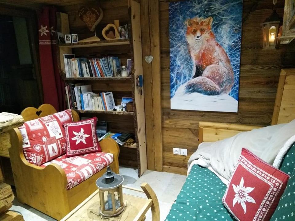 Apartament Le Refuge Du Poete Saint-François-de-Sales Zewnętrze zdjęcie